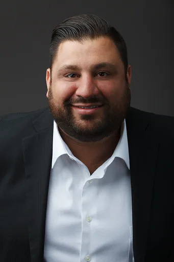 Weiss O. — Senior Construction Project Manager from United States