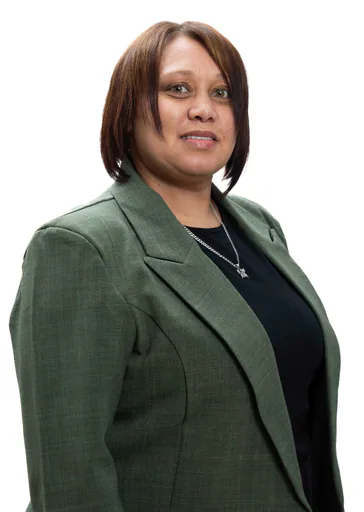 whilmedene R. — Senior Compliance Manager Employee Benefits from South Africa