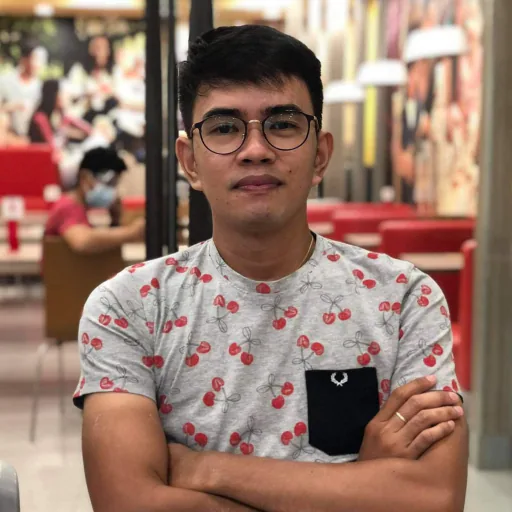 Sanny J. — Senior Customer Support and Operations Specialist from Philippines