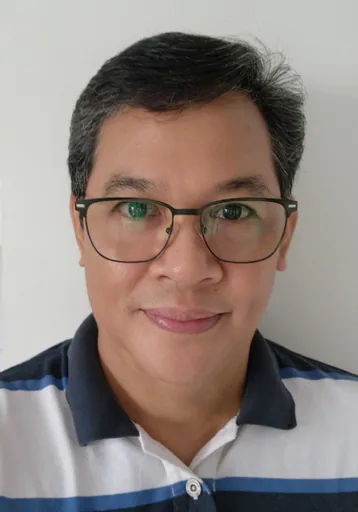 Jon M. — Senior Human Resources Operations Director from Philippines