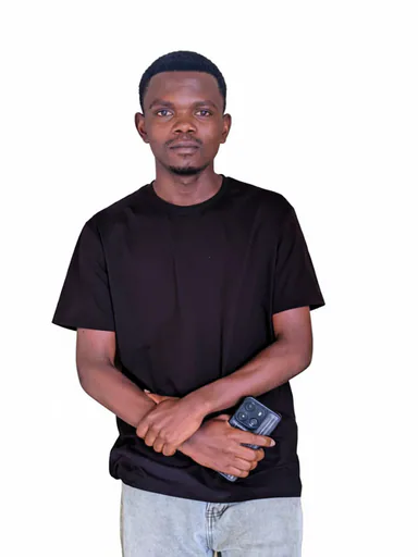 Izere J. profile photo
