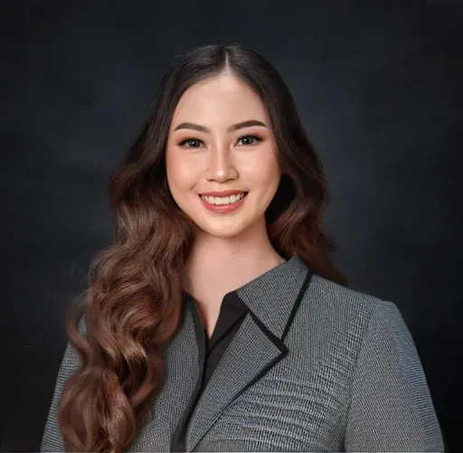 April M. profile photo