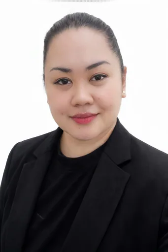 Maria I. — Mid-Level AI Evaluation Specialist from Philippines