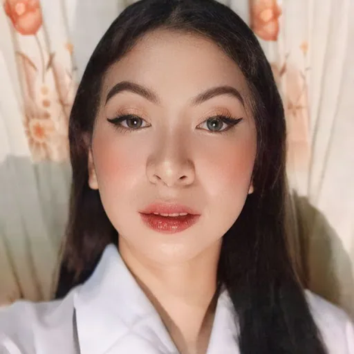 cristine J. profile photo