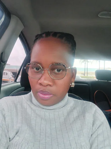 Tshilidzi D. — Senior Accounts Receivable Specialist from South Africa