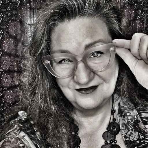 Victoria S. — Senior Financial Systems Specialist from United States