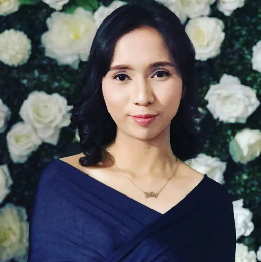 Marynold F. — Mid-Level Condominium Administrative Executive from Philippines
