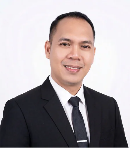 Jonathan L. — Mid-Level Brand Marketing Manager from Philippines