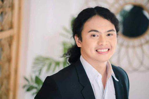 Clarenze A. — Senior Data and Research Specialist from Philippines