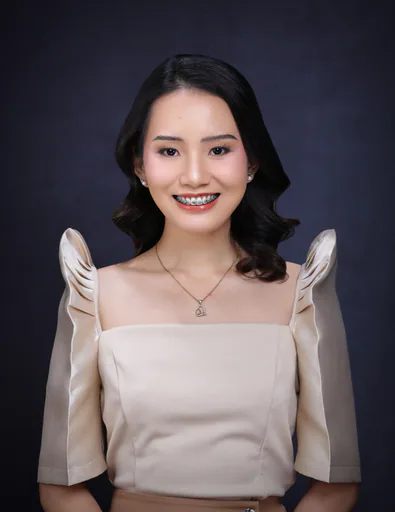 Janine C. profile photo