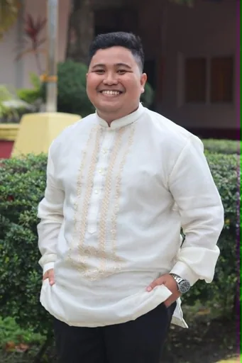 Jhon R. — Junior Case Management Consultant from Philippines