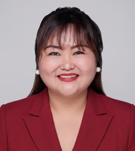 Michelle M. — Mid-Level Sales Operations Manager from Philippines
