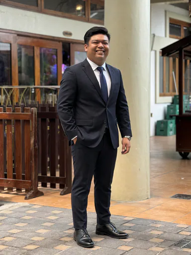 Conrade P. — Mid-Level Customer Service Representative from Philippines