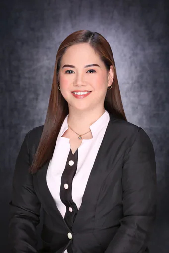 Virginia M. — Junior Hospitality Management Instructor from Philippines