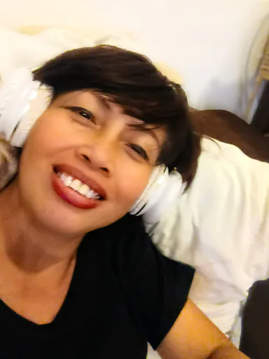 Catalina J. — Senior HR & Administrative Executive from Philippines