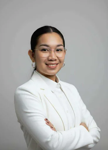 Phoebe J. profile photo