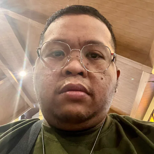 Warren M. profile photo