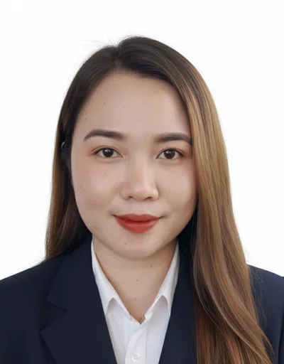 Glaiza S. — Mid-Level Financial Services Manager from Philippines