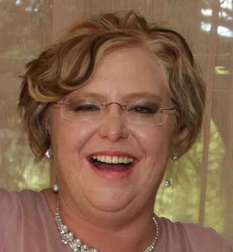 Riana H. profile photo