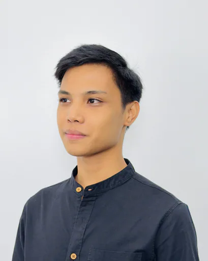 Photo of Van M.