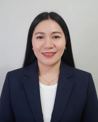 Erralyn V. — Mid-Level International Educational Consultant from Philippines